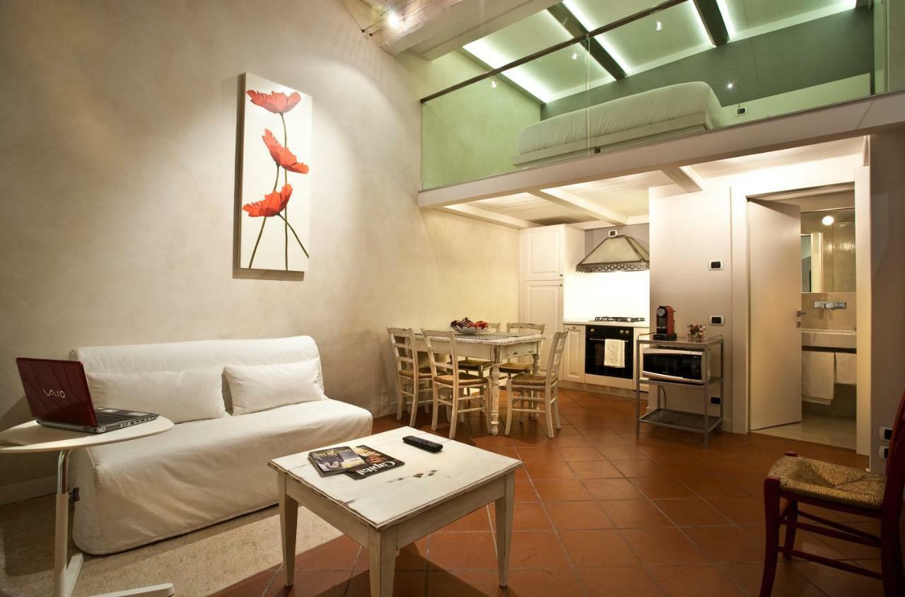 Le Cadreghe Apartments Verona Bagian luar foto