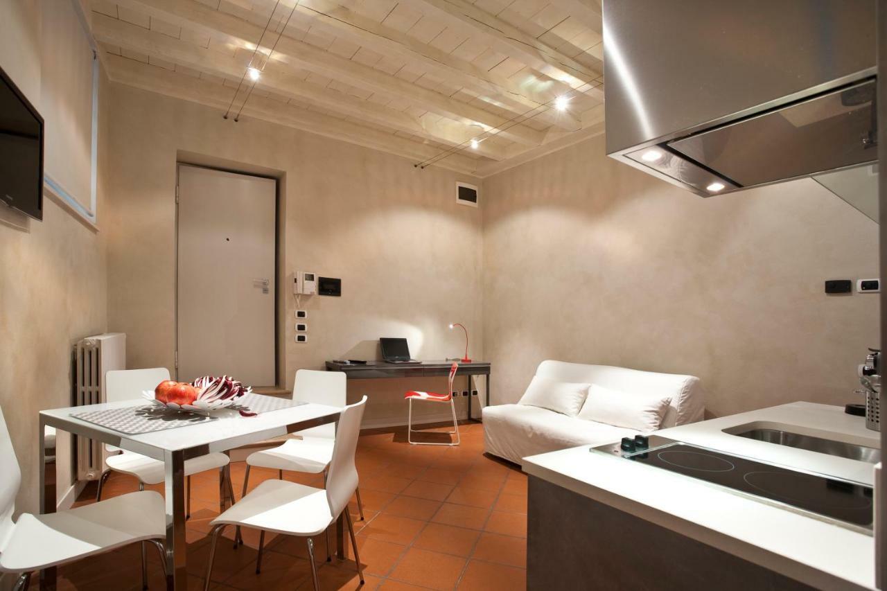 Le Cadreghe Apartments Verona Bagian luar foto